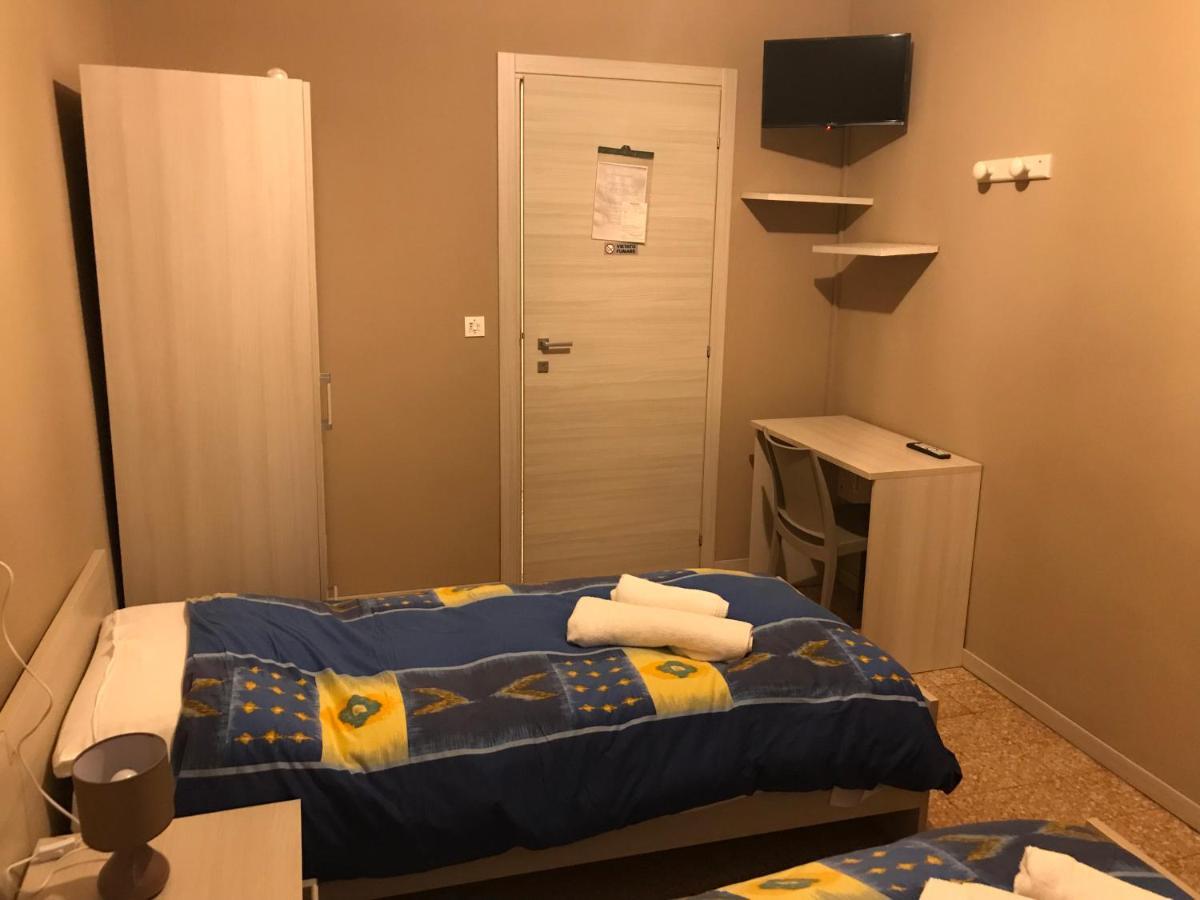 Albergo Centrale Cortemaggiore Zewnętrze zdjęcie
